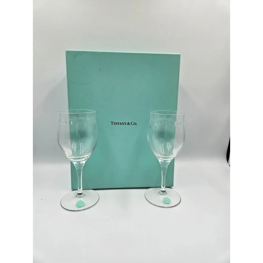 Tiffany & Co NEW Crystal Wine Glasses Set of 2 Etched Platinum Band Gift Boxed